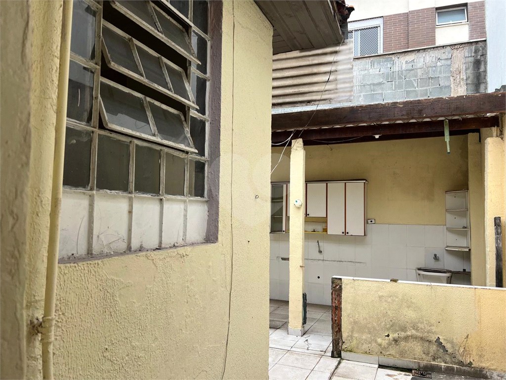 casa térrea ao lado da Braz Leme 