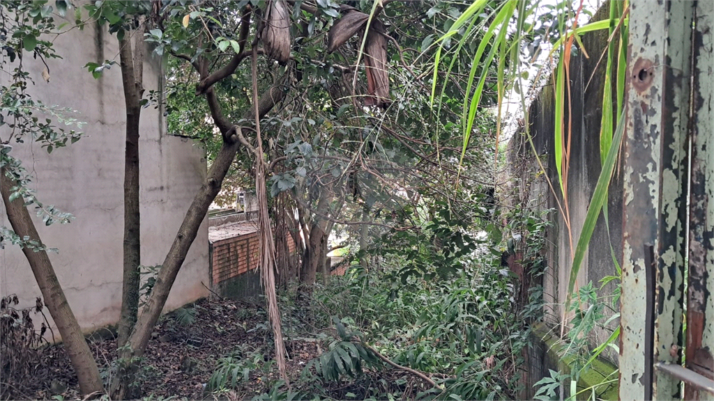 Terreno a Venda no Real Parque!