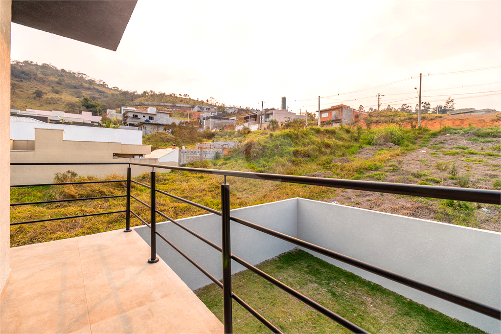 Casa à venda com 3 quartos, 100m² - Foto 19