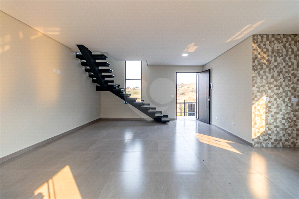 Casa à venda com 3 quartos, 100m² - Foto 5