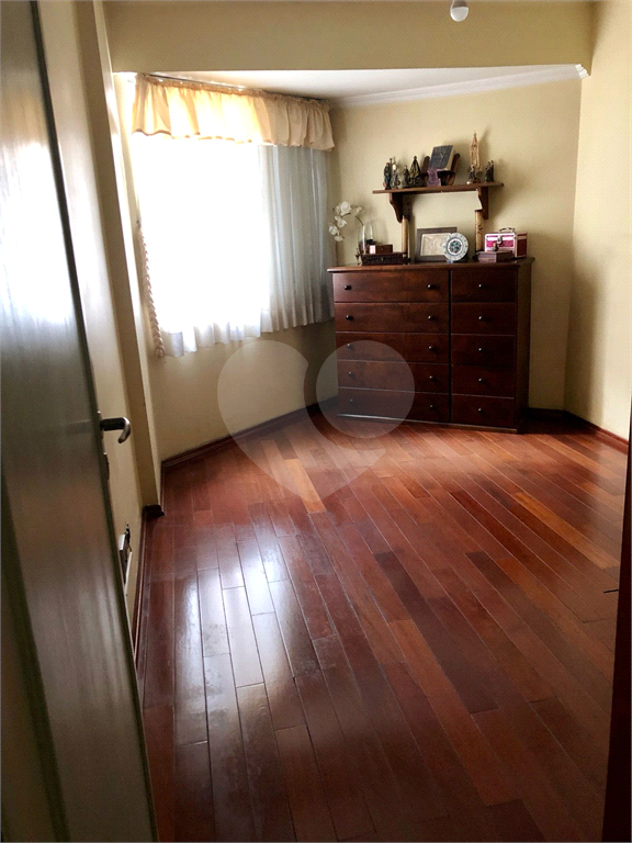 APARTAMENTO em PARAÍSO