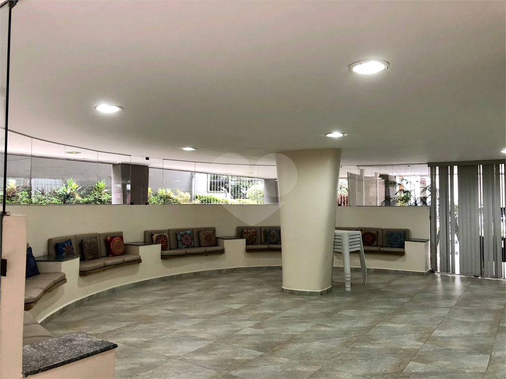 APARTAMENTO em PARAÍSO
