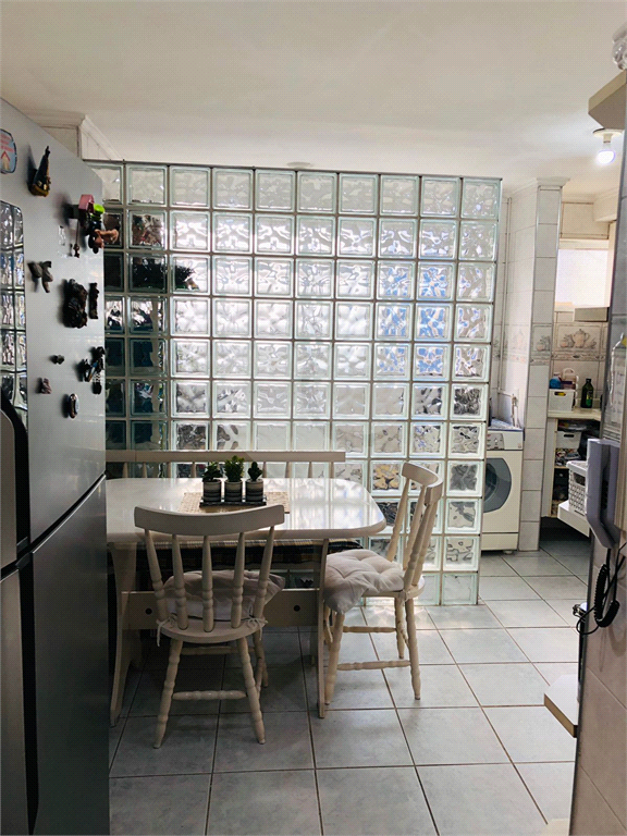 APARTAMENTO em PARAÍSO