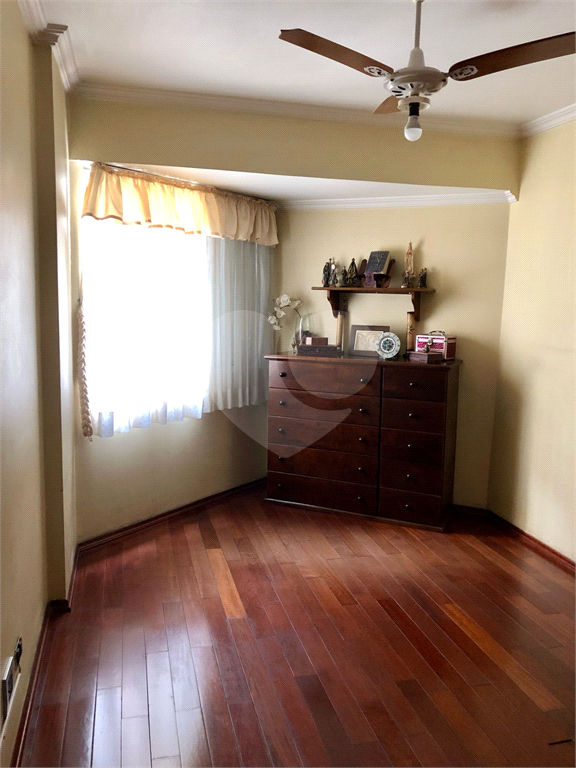 APARTAMENTO em PARAÍSO
