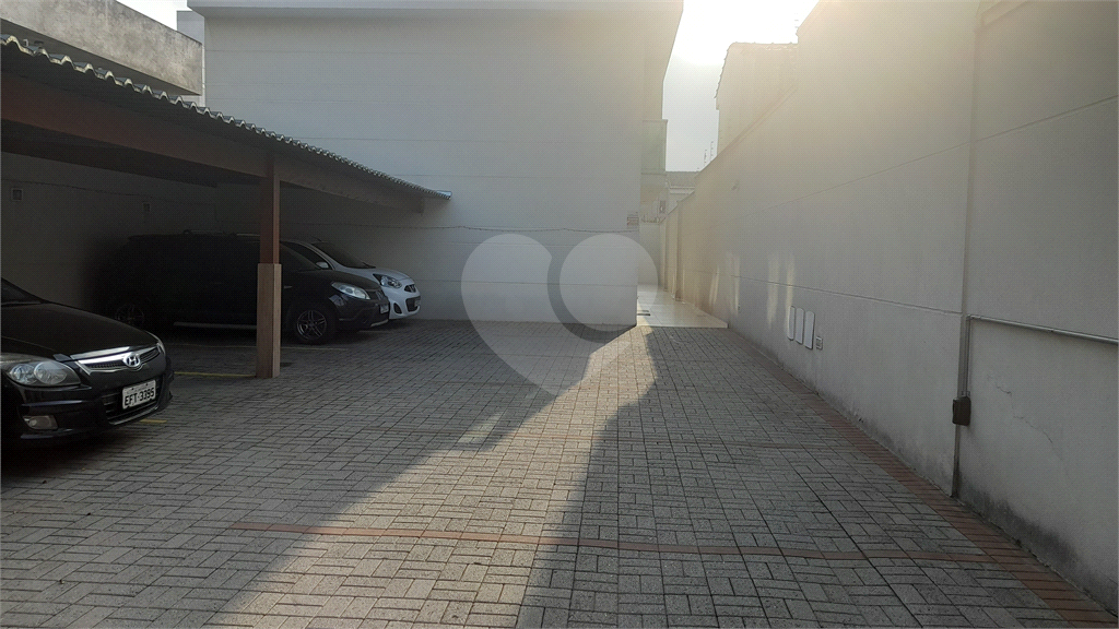 SOBRADO EM CONDOMINIO FECHADO