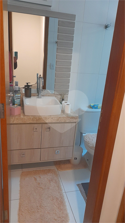 SOBRADO EM CONDOMINIO FECHADO