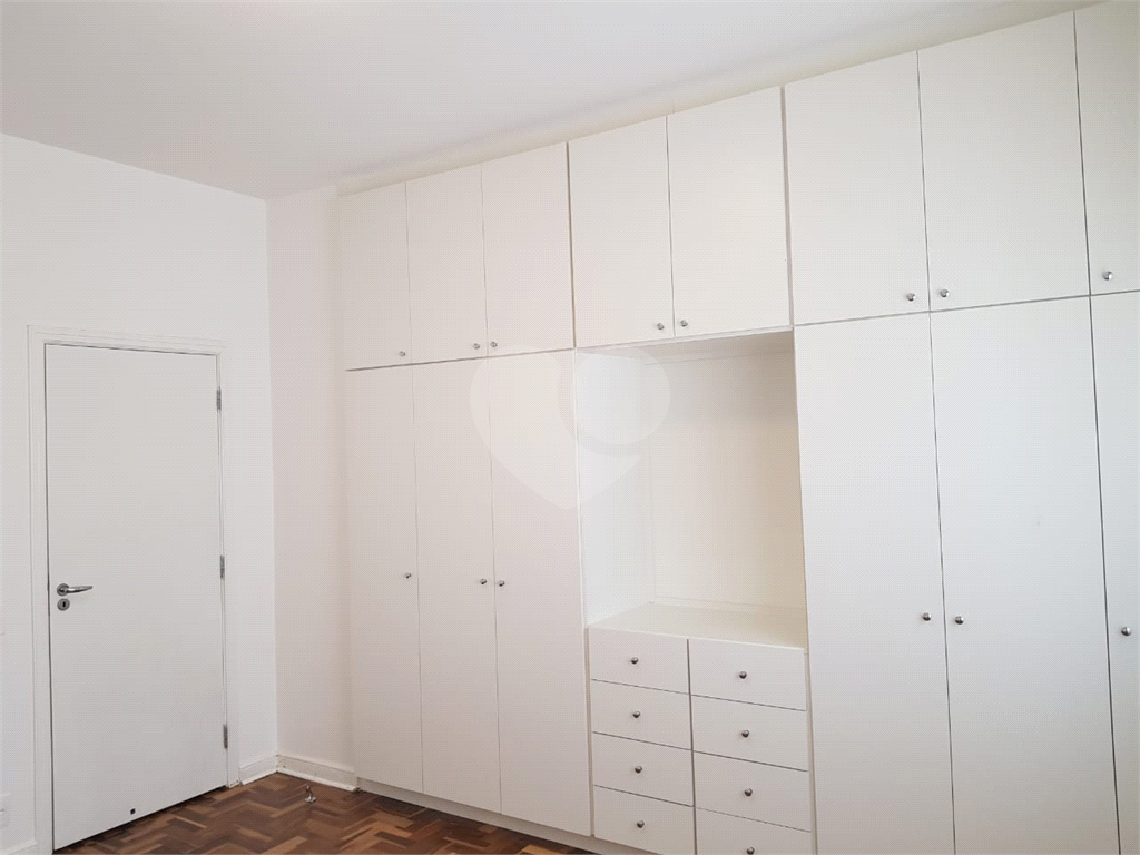 APARTAMENTO 4 DORMITÓRIOS 3 VAGAS À VENDA OU LOCAÇÃO EM HIGIENÓPOLIS VENDER ALUGAR
