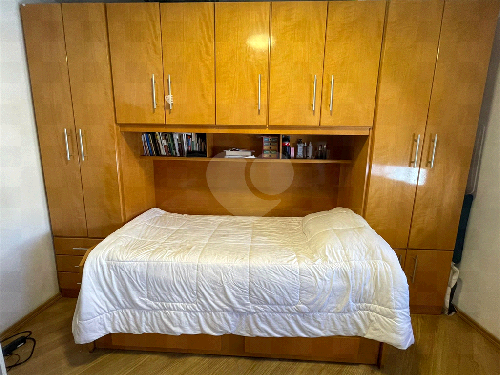 Apartamento à venda com 2 quartos, 80m² - Foto 23