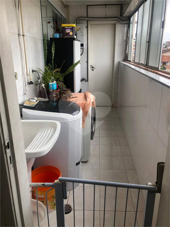 Apartamento à venda com 2 quartos, 80m² - Foto 31