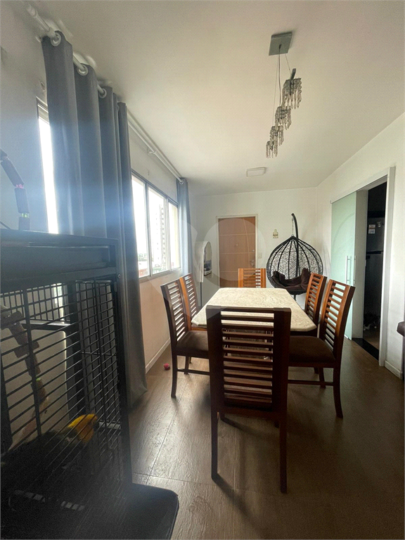 Apartamento à venda com 2 quartos, 80m² - Foto 3