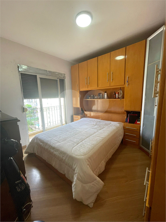 Apartamento à venda com 2 quartos, 80m² - Foto 19