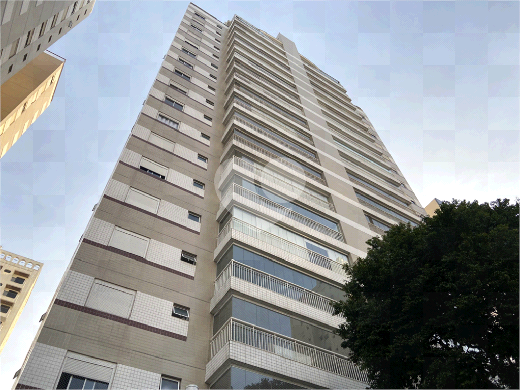 Cobertura de 265m2 com Sol da Manhã e 03 vagas fixas