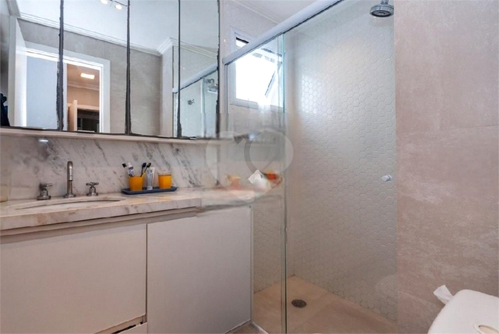 APARTAMENTO em ÁGUA BRANCA