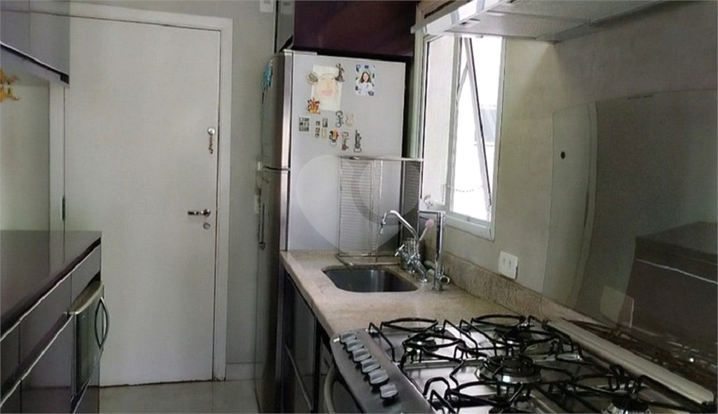 APARTAMENTO em ÁGUA BRANCA
