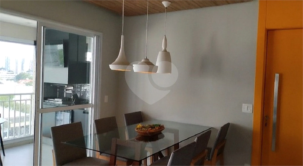 APARTAMENTO em ÁGUA BRANCA