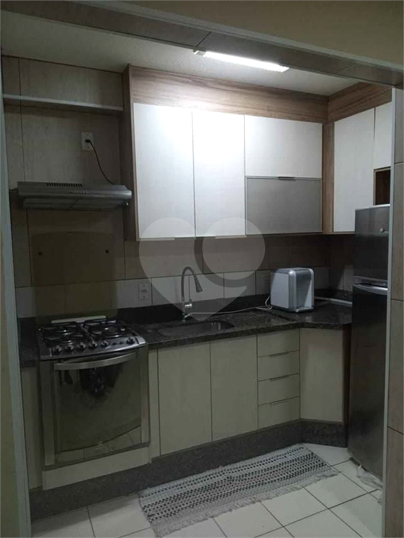 Apartamento à venda com 2 quartos, 56m² - Foto 6