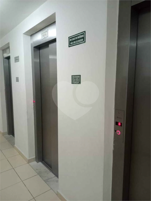 Apartamento à venda com 2 quartos, 56m² - Foto 7