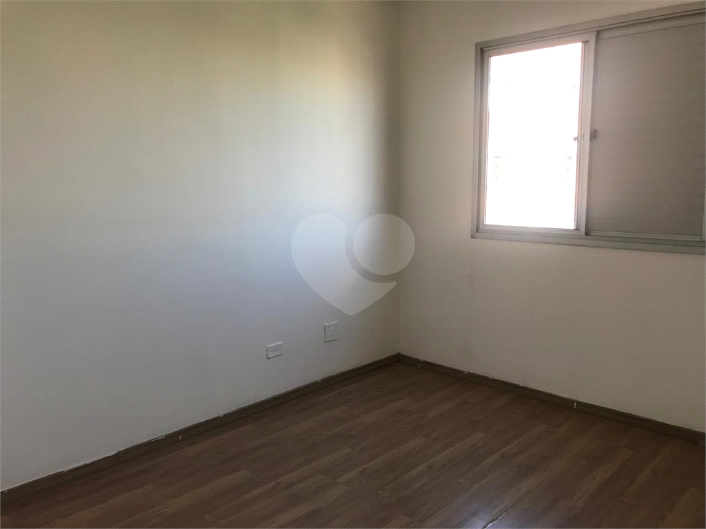 Apartamento venda Vila Aurora, com 88m2, 3 quartos, sala, cozinha, banheiro e 1 vaga de garagem
