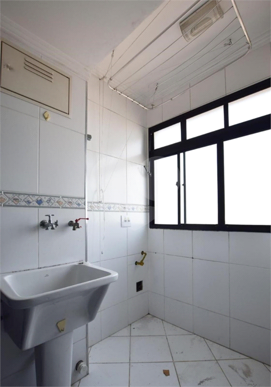 VENDA Apartamento de 55 m² | 2 dormitórios | Varanda | 1 Vaga Coberta – Bem Localizado - Mooca