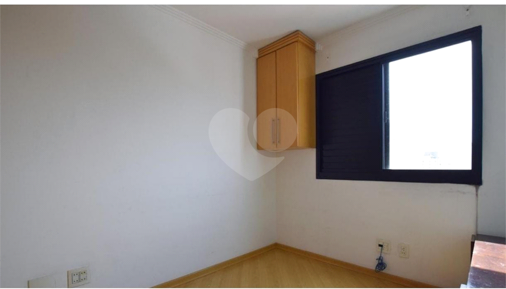 VENDA Apartamento de 55 m² | 2 dormitórios | Varanda | 1 Vaga Coberta – Bem Localizado - Mooca