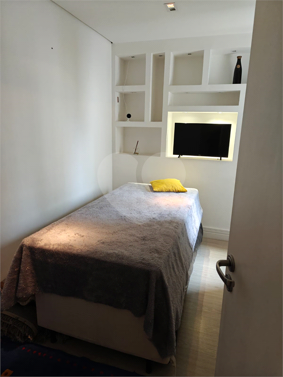 Apartamento à Venda na Mooca – 126 m², 3 Suítes (1 com Banheira), Varanda Gourmet, Andar Alto, Porteira Fechada