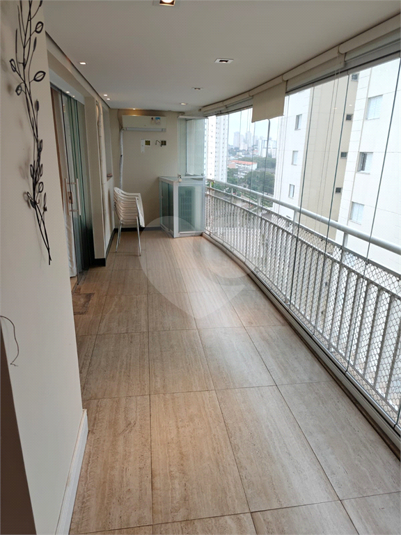 Apartamento à Venda na Mooca – 126 m², 3 Suítes (1 com Banheira), Varanda Gourmet, Andar Alto, Porteira Fechada