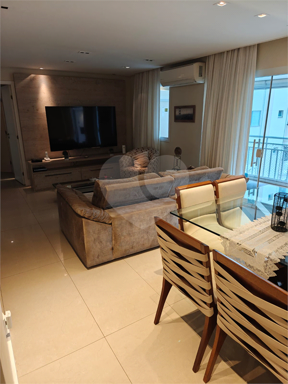 Apartamento à Venda na Mooca – 126 m², 3 Suítes (1 com Banheira), Varanda Gourmet, Andar Alto, Porteira Fechada