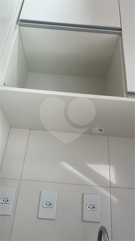 Apartamento novo de 2 dormitórios na Parada Inglesa. 