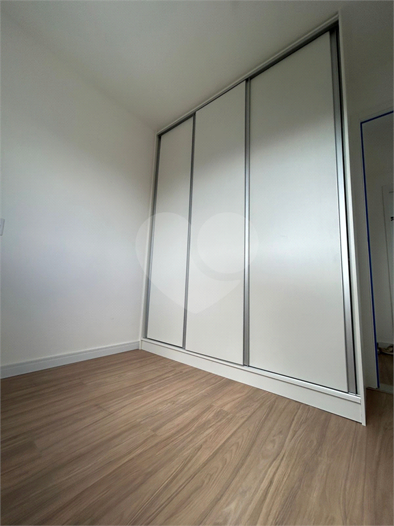 Apartamento novo de 2 dormitórios na Parada Inglesa. 