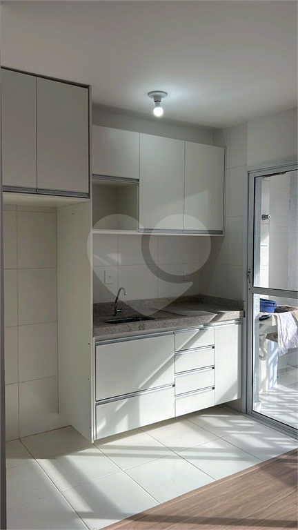 Apartamento novo de 2 dormitórios na Parada Inglesa. 