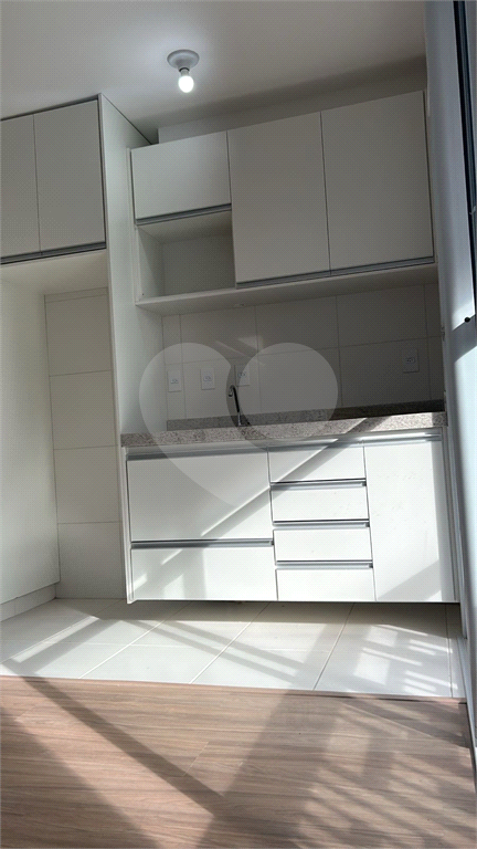 Apartamento novo de 2 dormitórios na Parada Inglesa. 