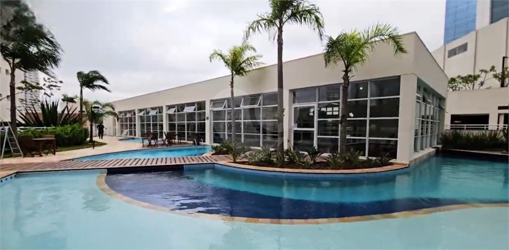 APARTAMENTO em BARRA FUNDA