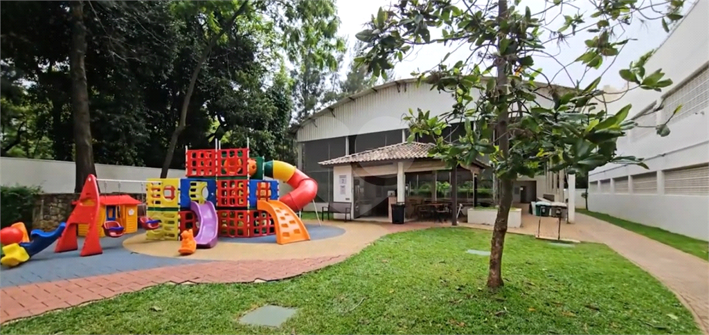 APARTAMENTO em BARRA FUNDA