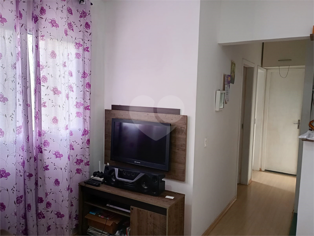 Apartamento à venda com 2 quartos, 50m² - Foto 3