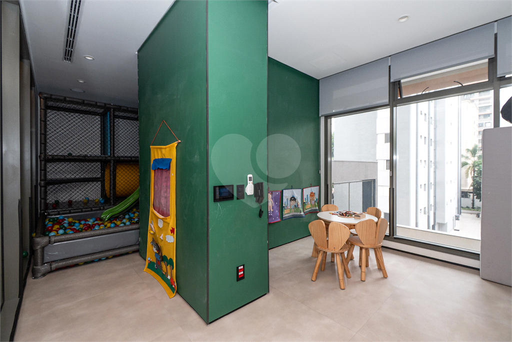 APARTAMENTO À VENDA NO BROOKLIN COM 205M2 - 4 QUARTOS - 3 VAGAS