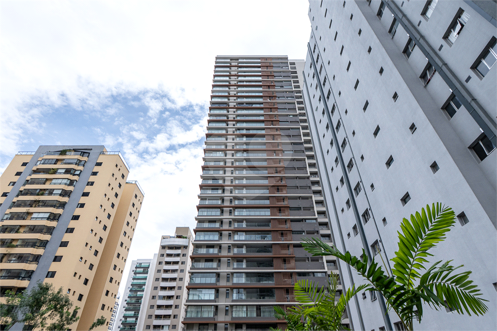 APARTAMENTO À VENDA NO BROOKLIN COM 205M2 - 4 QUARTOS - 3 VAGAS