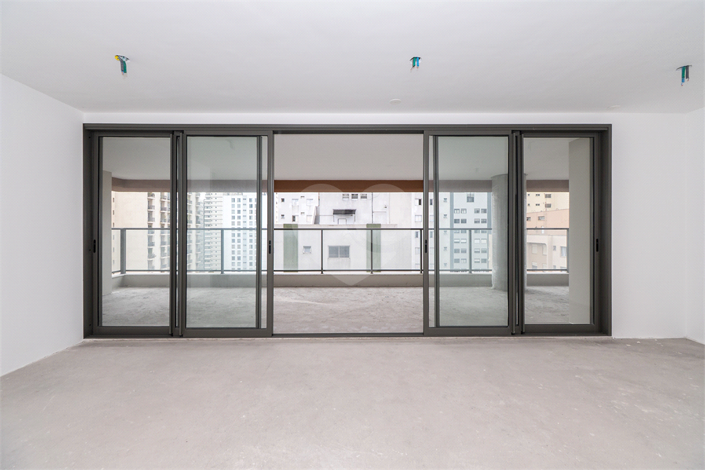 APARTAMENTO À VENDA NO BROOKLIN COM 205M2 - 4 QUARTOS - 3 VAGAS