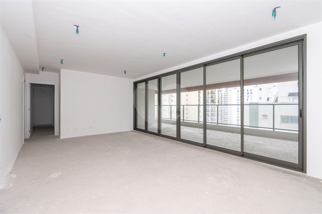 APARTAMENTO À VENDA NO BROOKLIN COM 205M2 - 4 QUARTOS - 3 VAGAS