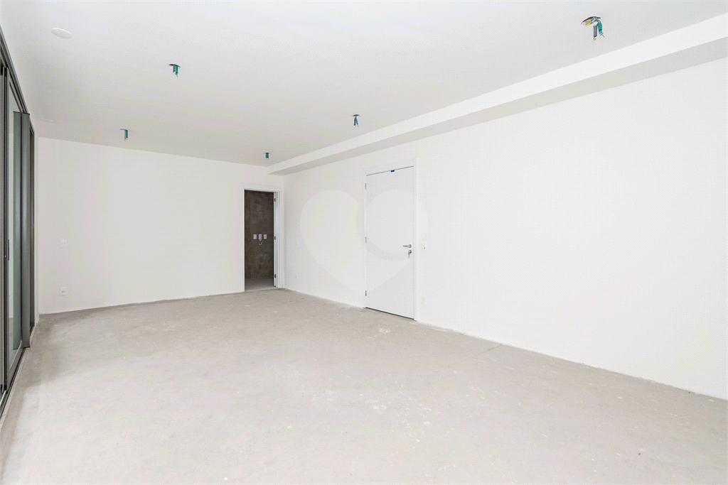 APARTAMENTO À VENDA NO BROOKLIN COM 205M2 - 4 QUARTOS - 3 VAGAS