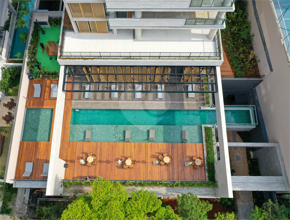 Apartamento à venda com 154?m², 3 suítes, varanda gourmet e 2 vagas