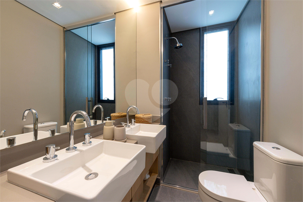 Apartamento à venda com 154?m², 3 suítes, varanda gourmet e 2 vagas