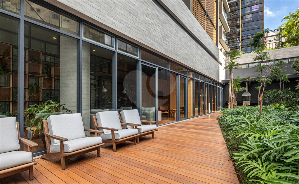 Apartamento à venda com 154?m², 3 suítes, varanda gourmet e 2 vagas