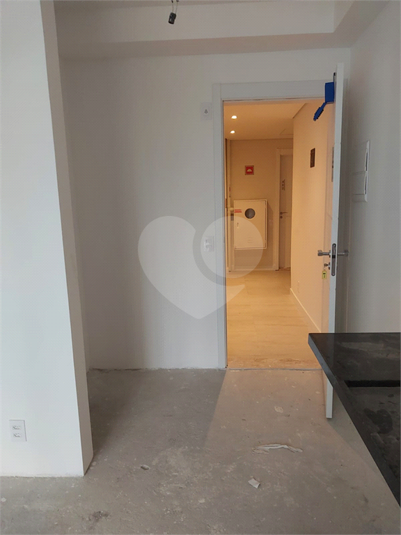 ESTÚDIO DE 33 M² A 500 METROS DO METRO ALTO DO IPIRANGA - PREÇO EXCEPCIONAL 