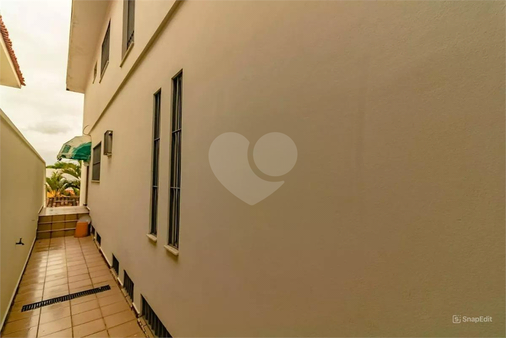 Sobrado 220 mts² - 3 quartos - 1 suíte