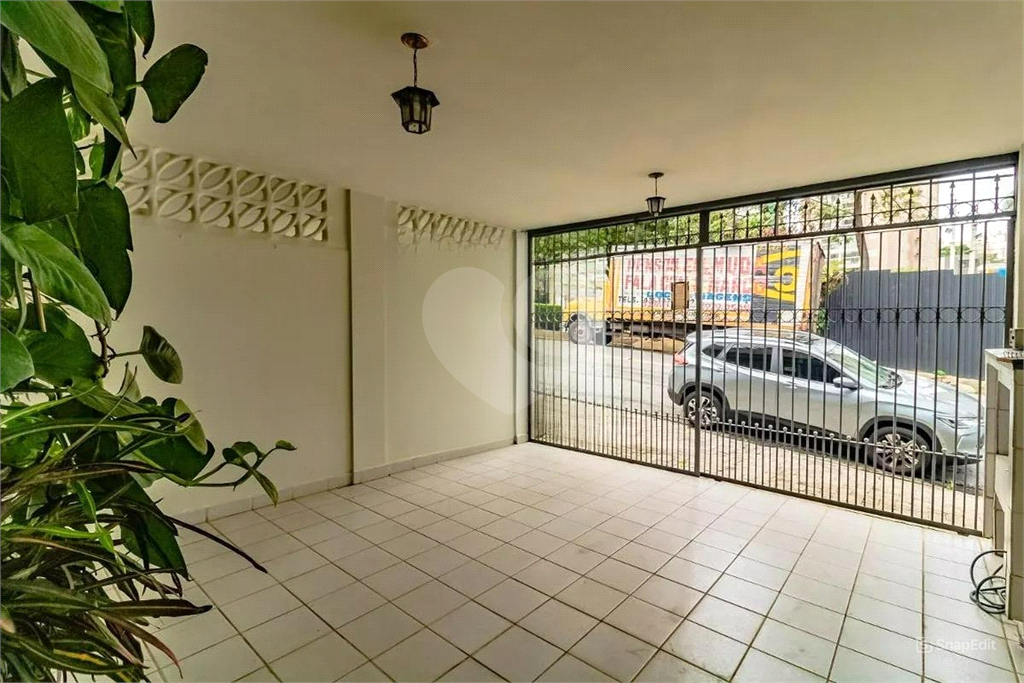 Sobrado 220 mts² - 3 quartos - 1 suíte