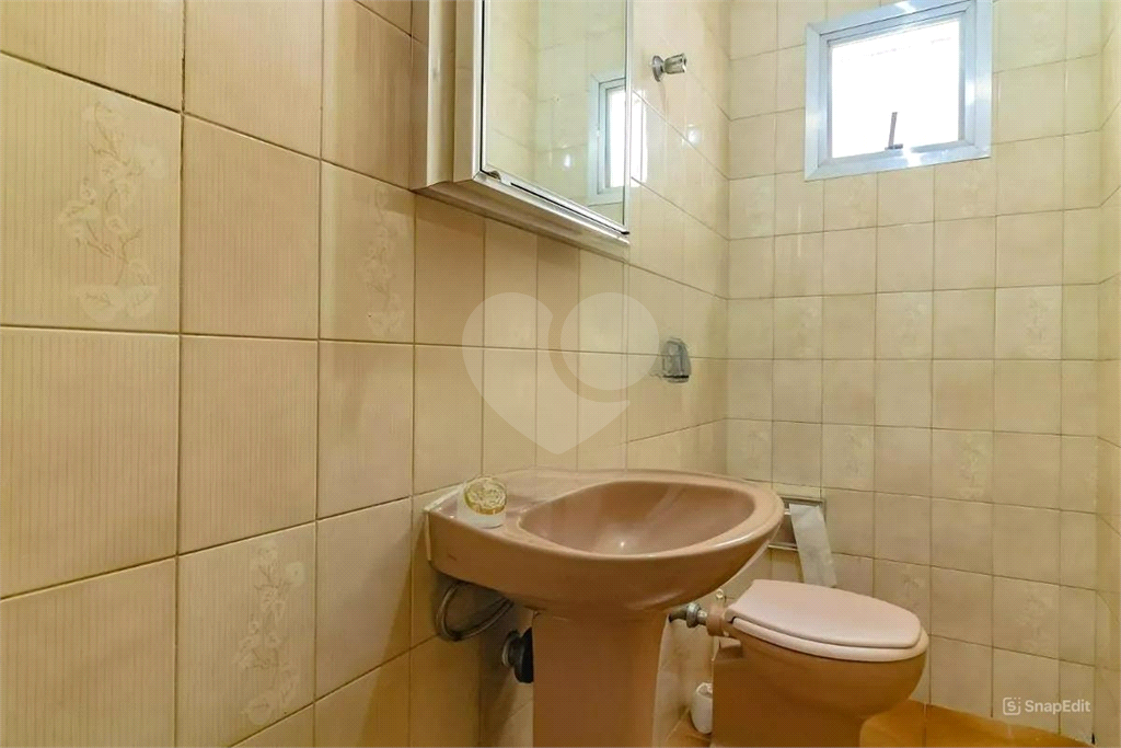 Sobrado 220 mts² - 3 quartos - 1 suíte