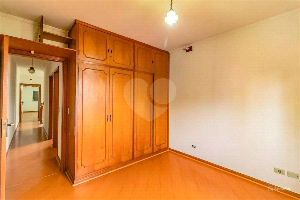 Sobrado 220 mts² - 3 quartos - 1 suíte