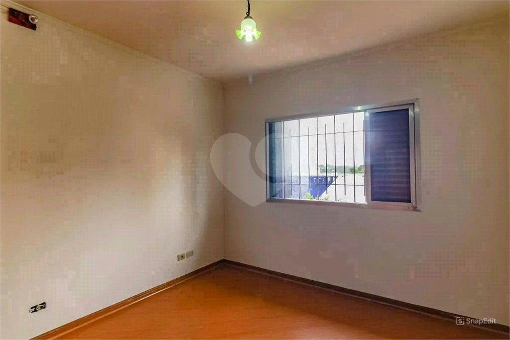 Sobrado 220 mts² - 3 quartos - 1 suíte
