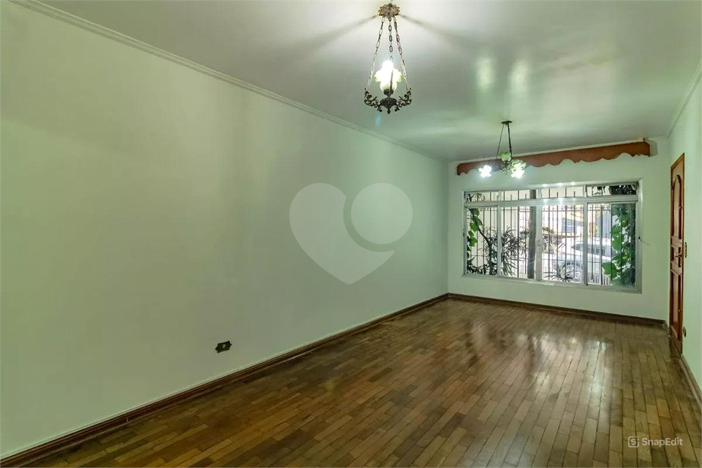Sobrado 220 mts² - 3 quartos - 1 suíte