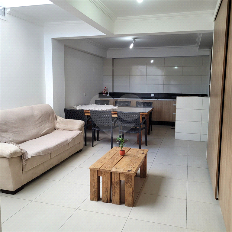 Casa à venda com 3 quartos, 154m² - Foto 2